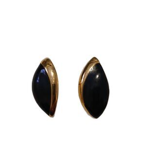 Vintage Napier Black Enamel Gold Tone Oval Clip Earrings 1" Signed